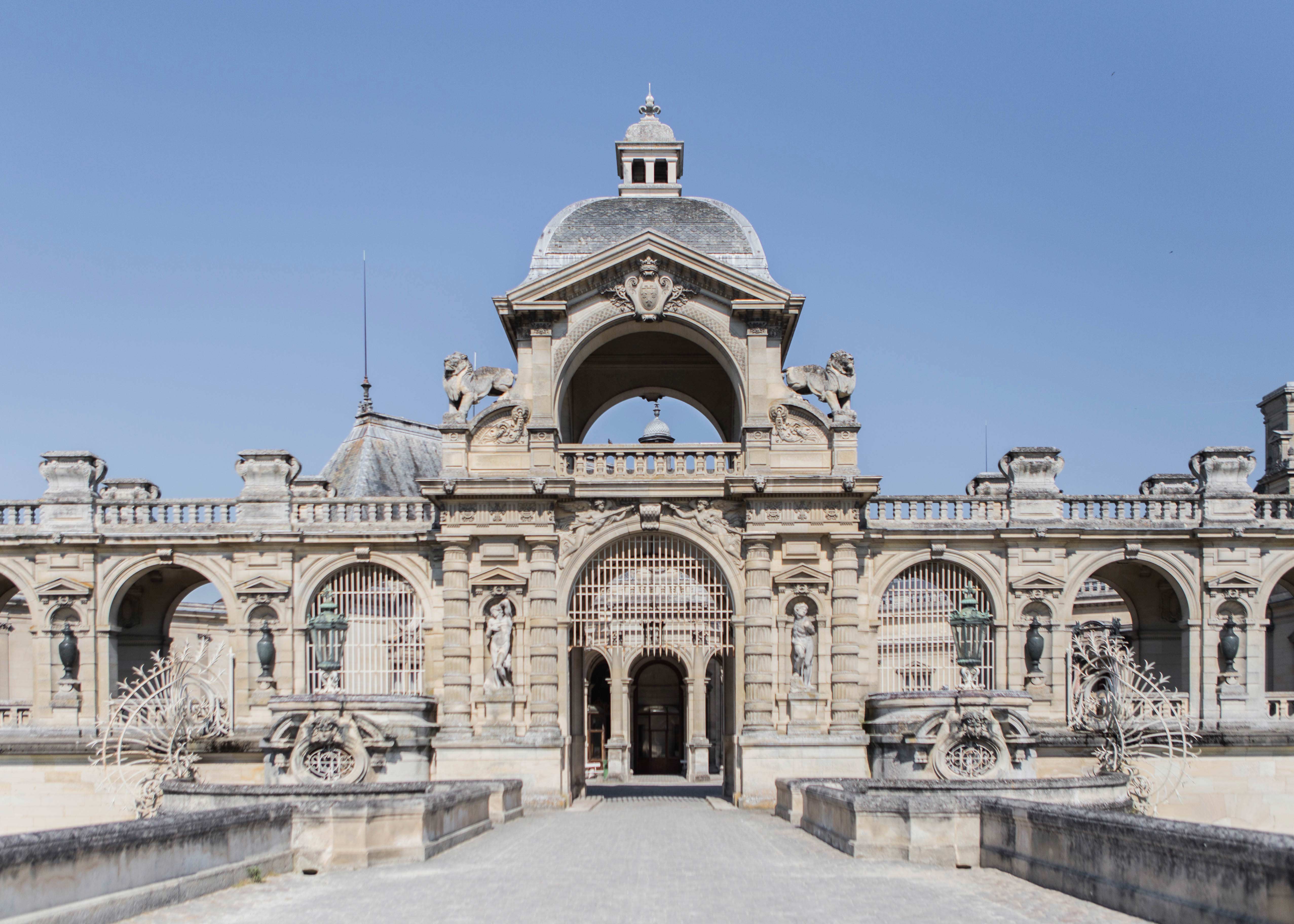 CHÂTEAU DE CHANTILLY : シャンティイ城 - コンデ美術館 | O'Bon Paris